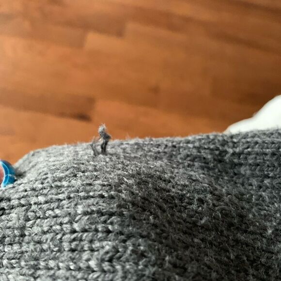 Vince Camuto Knit Gray Sweater - Picture 5 of 10